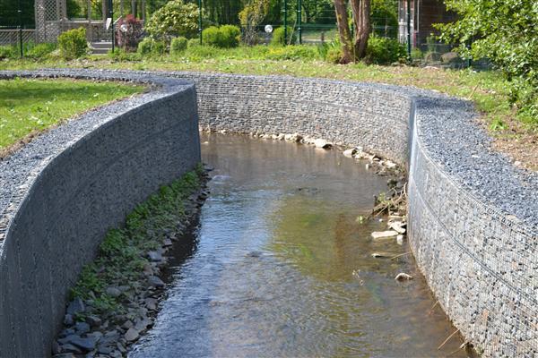 Murs de soutènement en pierre - gabions