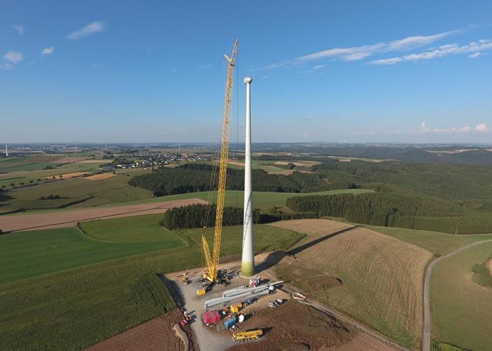 Schilling essaye la drone de chantier